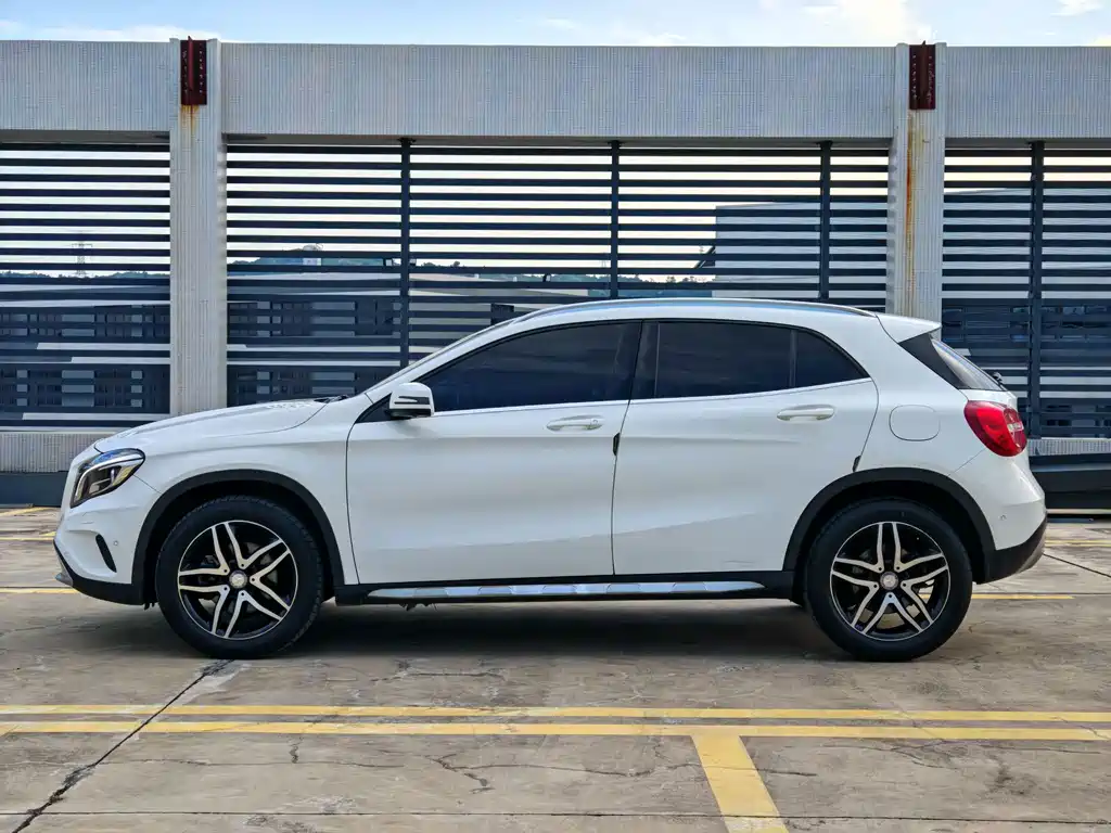 Mercedes-Benz GLA — миниатюра 4