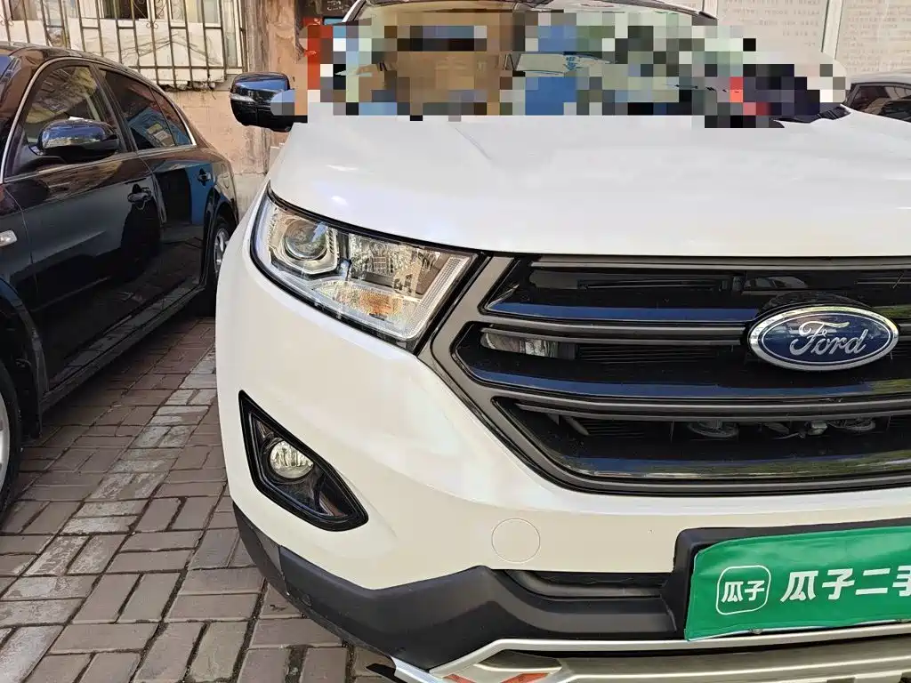 Ford Edge — миниатюра 7