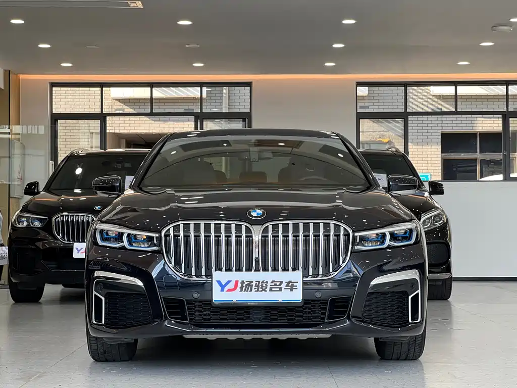 BMW 7 Series — миниатюра 2