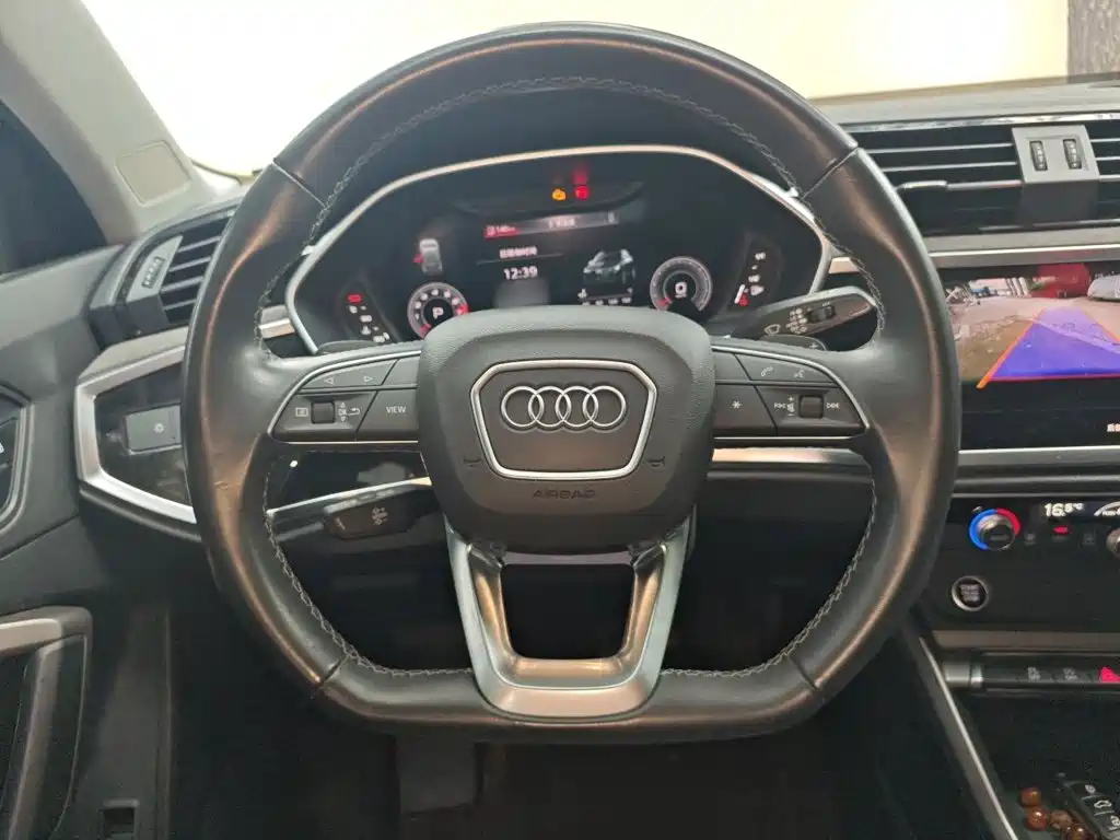Audi Q3 — миниатюра 6