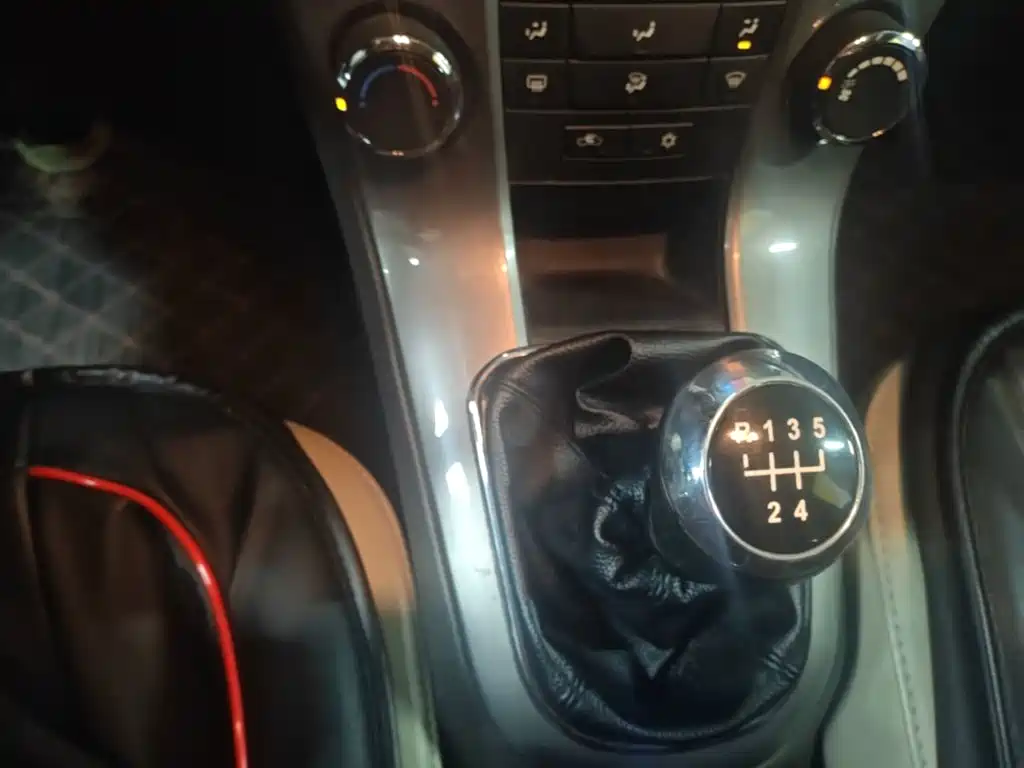 Chevrolet Cruze — миниатюра 14