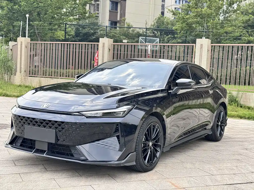 Changan UNI-V