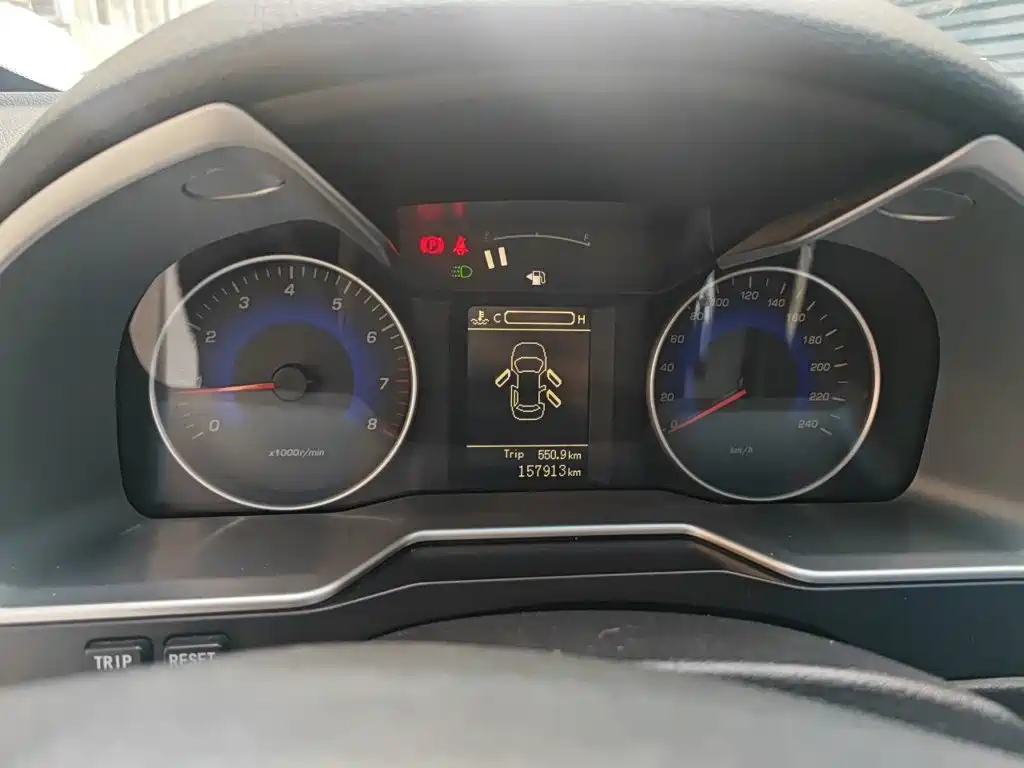 Geely Emgrand — миниатюра 12