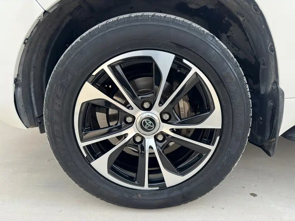Toyota Land Cruiser — миниатюра 18