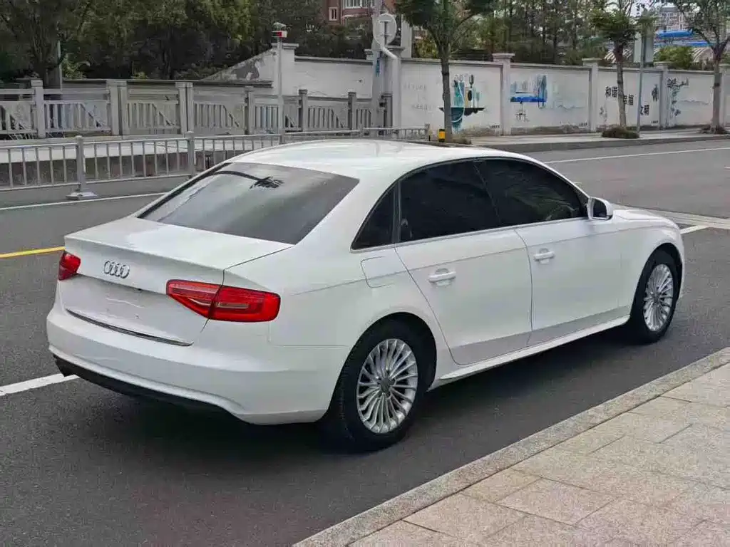 Audi A4L — миниатюра 8