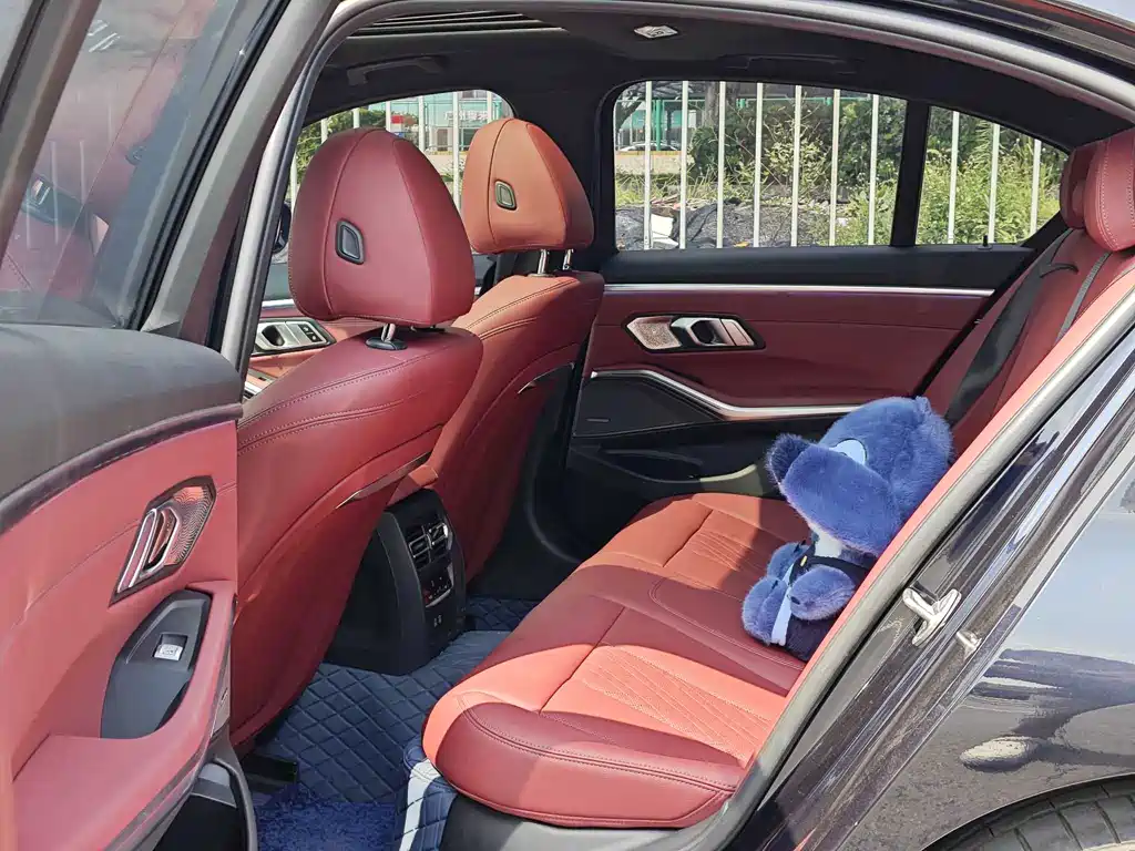 BMW 3 Series — миниатюра 17