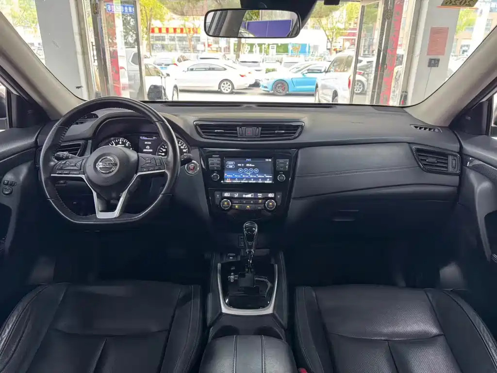 Nissan X-Trail — миниатюра 9