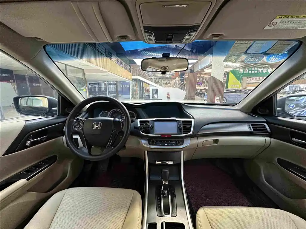Honda Accord — миниатюра 5