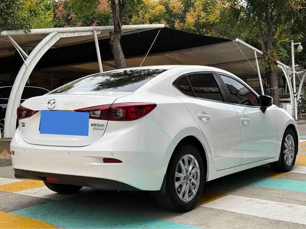 Mazda 3 Axela — миниатюра 12