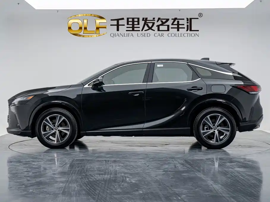 Lexus RX — миниатюра 7