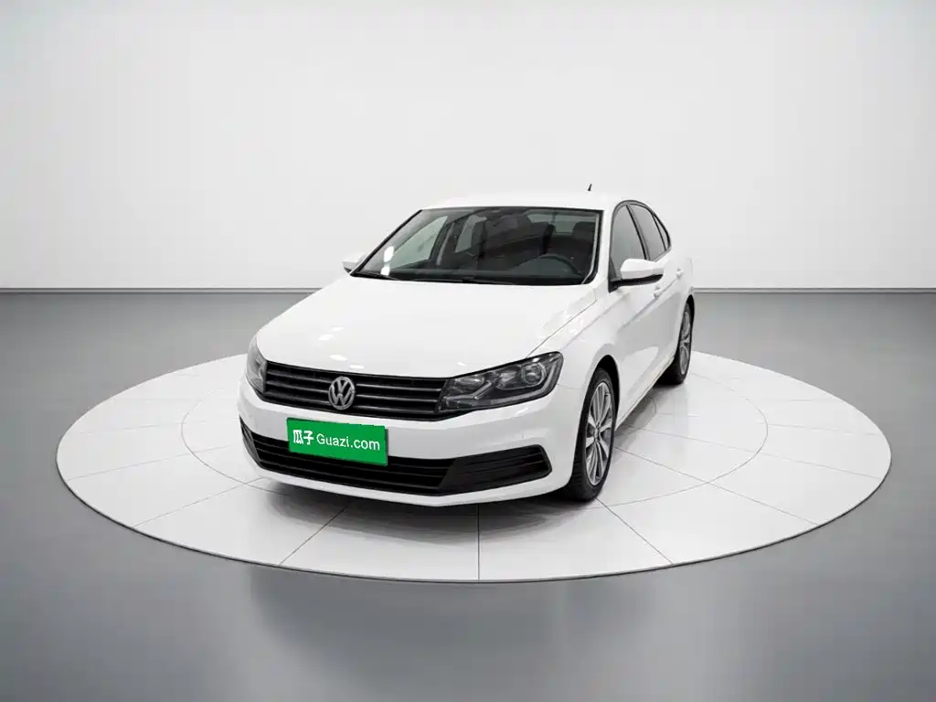 Volkswagen Santana — миниатюра 2