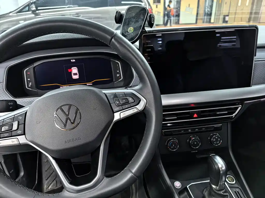Volkswagen Lavida — миниатюра 5