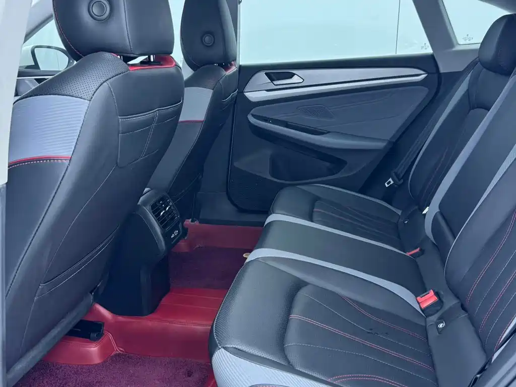 Volkswagen Lamando — миниатюра 14