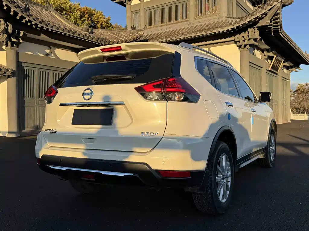 Nissan X-Trail — миниатюра 6
