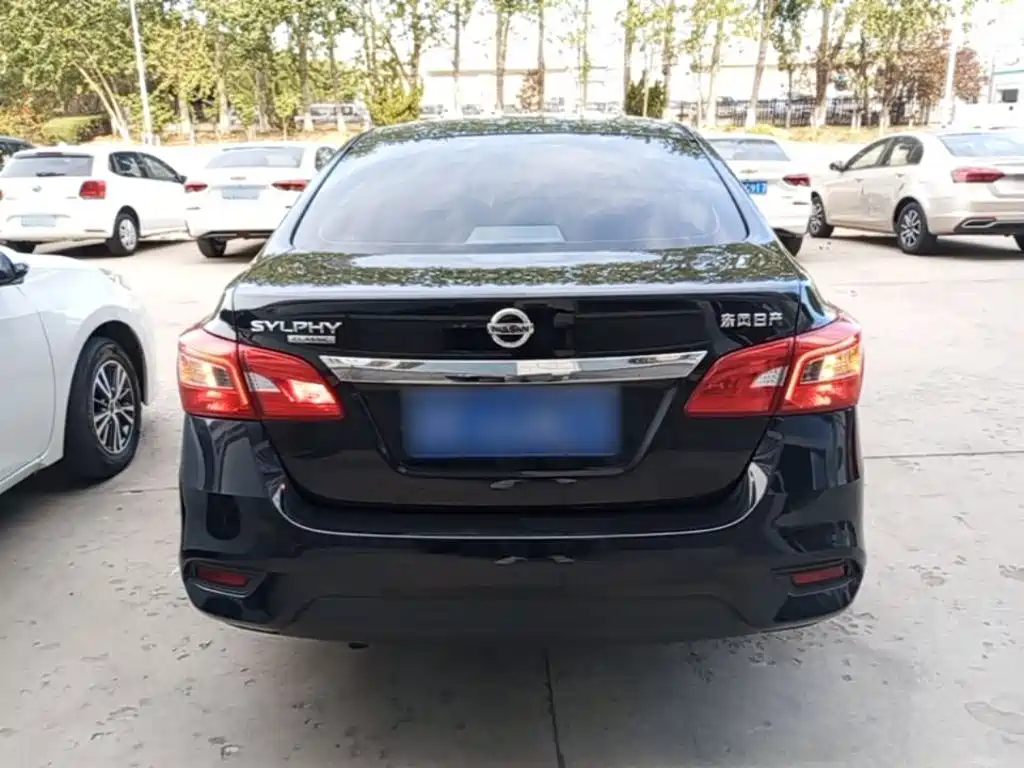 Nissan Sylphy — миниатюра 6