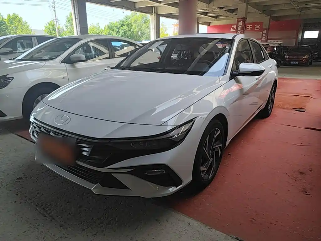 Hyundai Elantra 2023 1.5L CVT GLX Elite