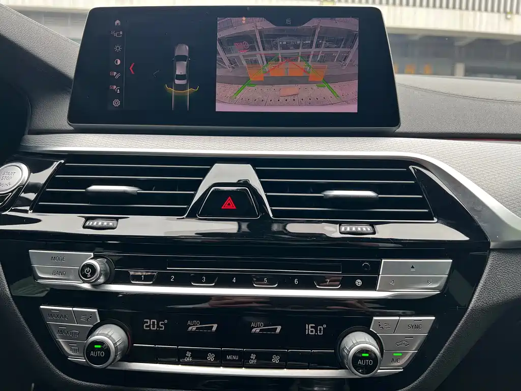 BMW 5 Series (Import) — миниатюра 14