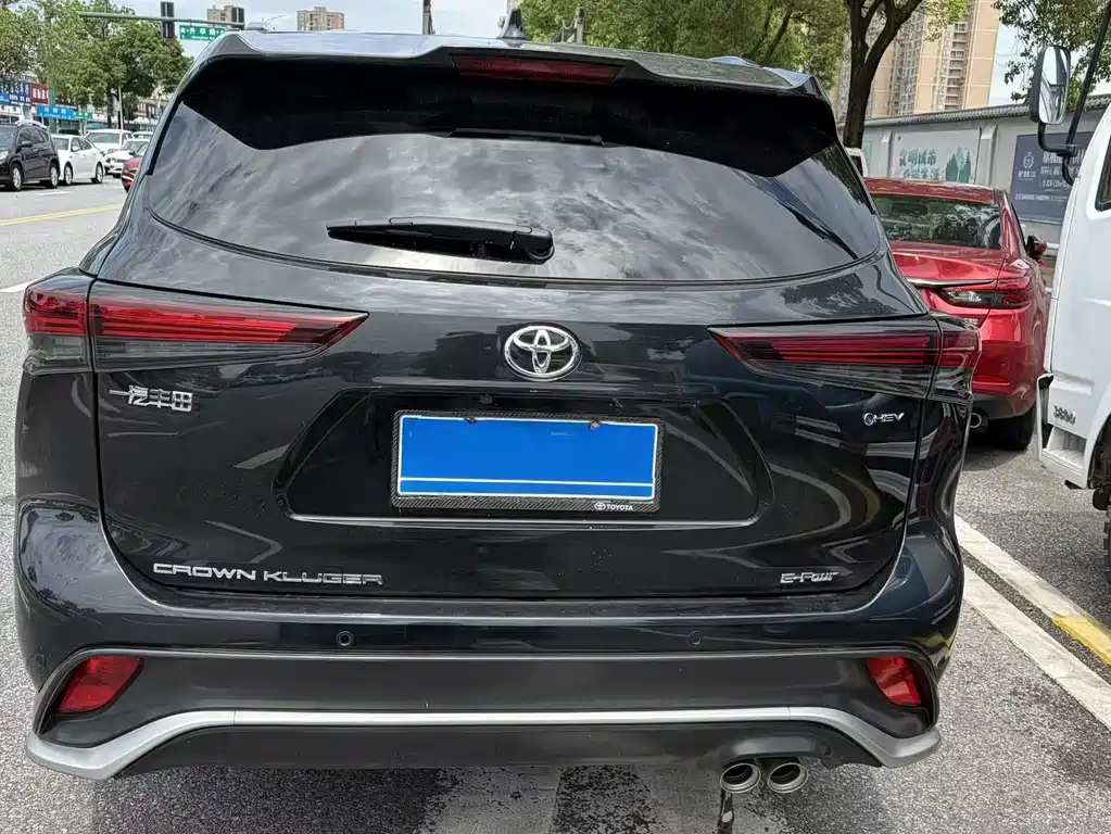 Toyota Crown Kluger 2024 2.5L HEV Luxury