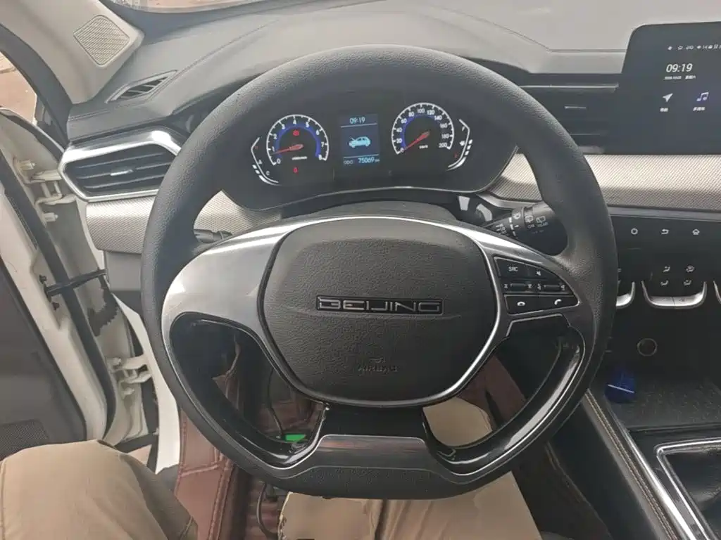 BAIC X3 — миниатюра 11