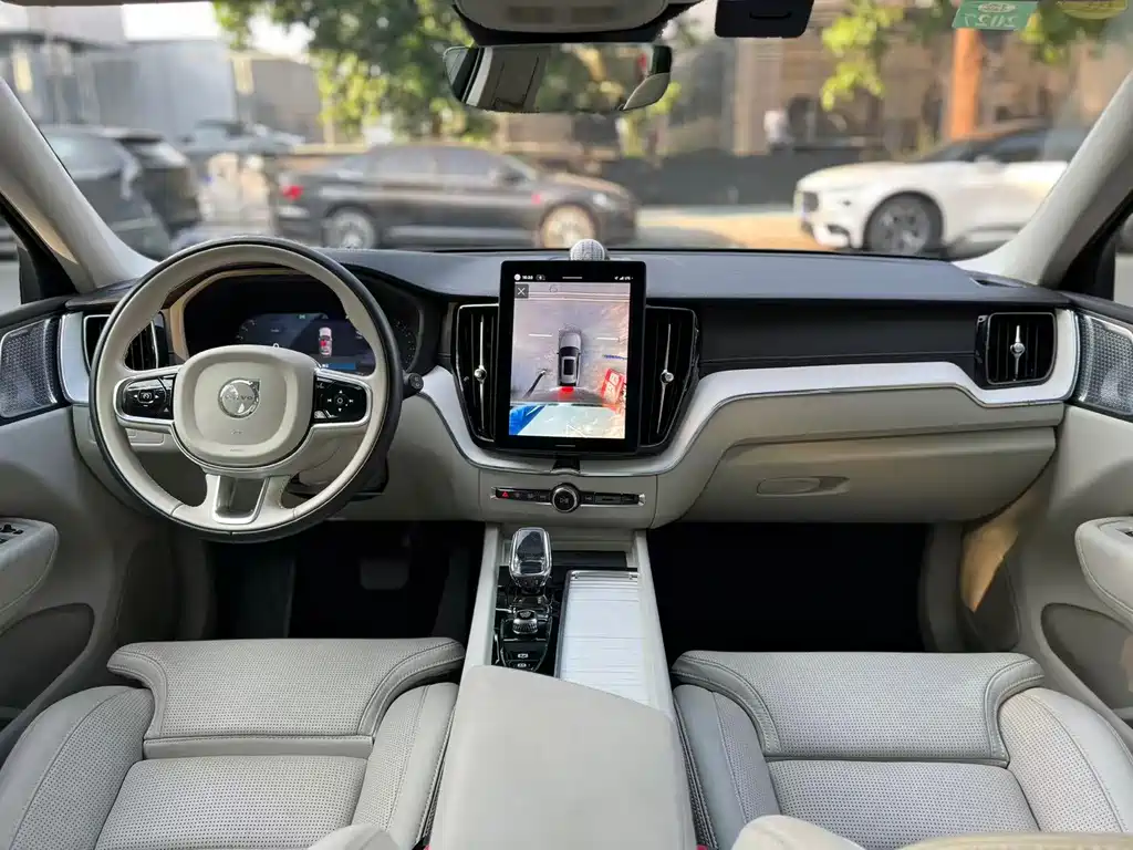Volvo XC60 — миниатюра 7