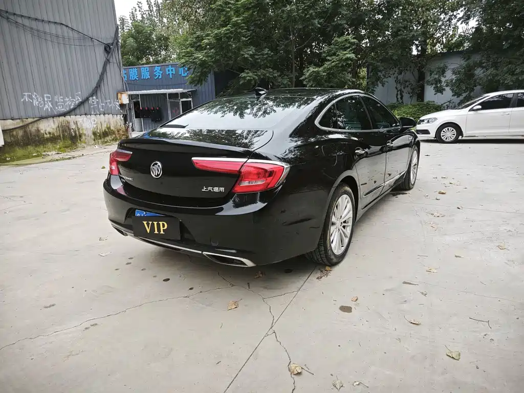 Buick LaCrosse — миниатюра 11