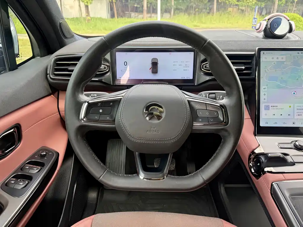 NIO EC6 — миниатюра 8