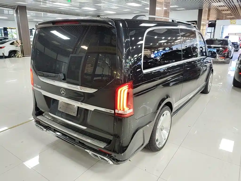 Mercedes-Benz V-Class — миниатюра 7