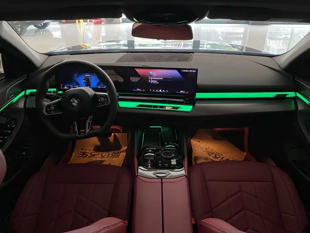 BMW 5 Series — миниатюра 14