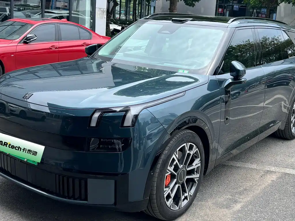 Lynk & Co 领克900 2025