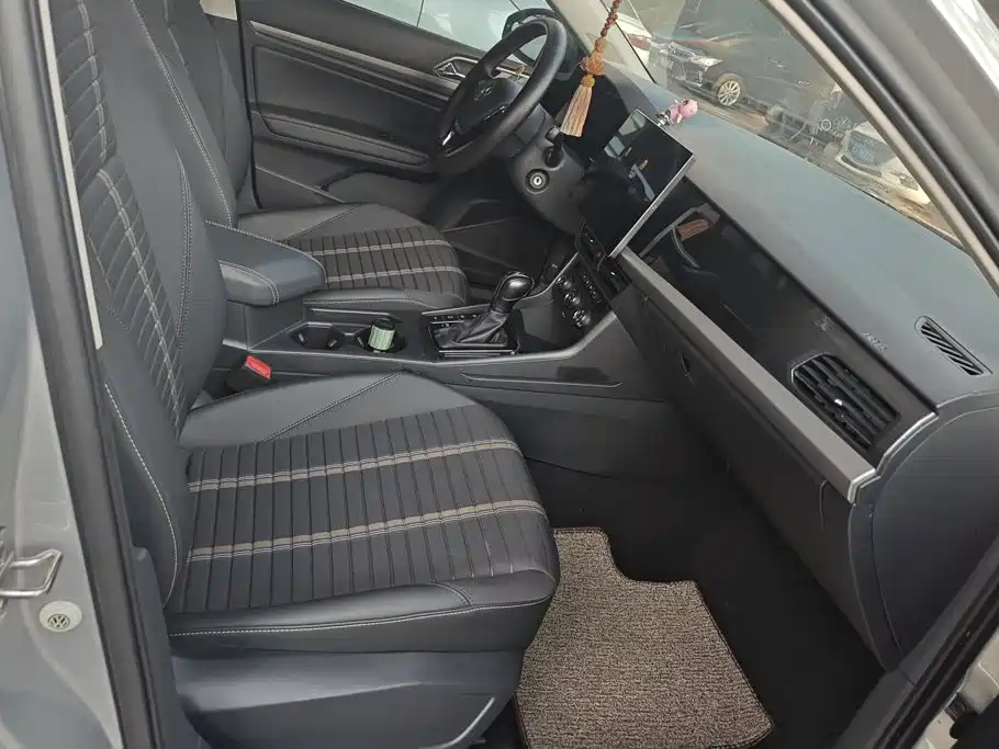 Volkswagen Lavida — миниатюра 8