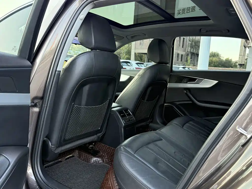 Audi A4L — миниатюра 11