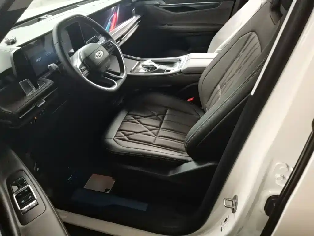 Ford Edge — миниатюра 15