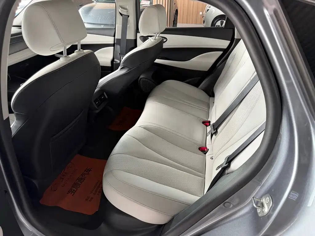 BYD Seal 05 DM-i — миниатюра 7