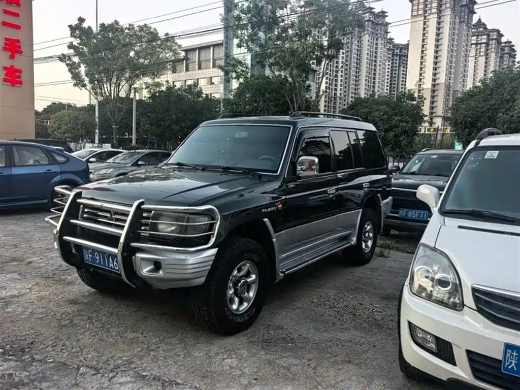 Leopaard Black King Kong 2005