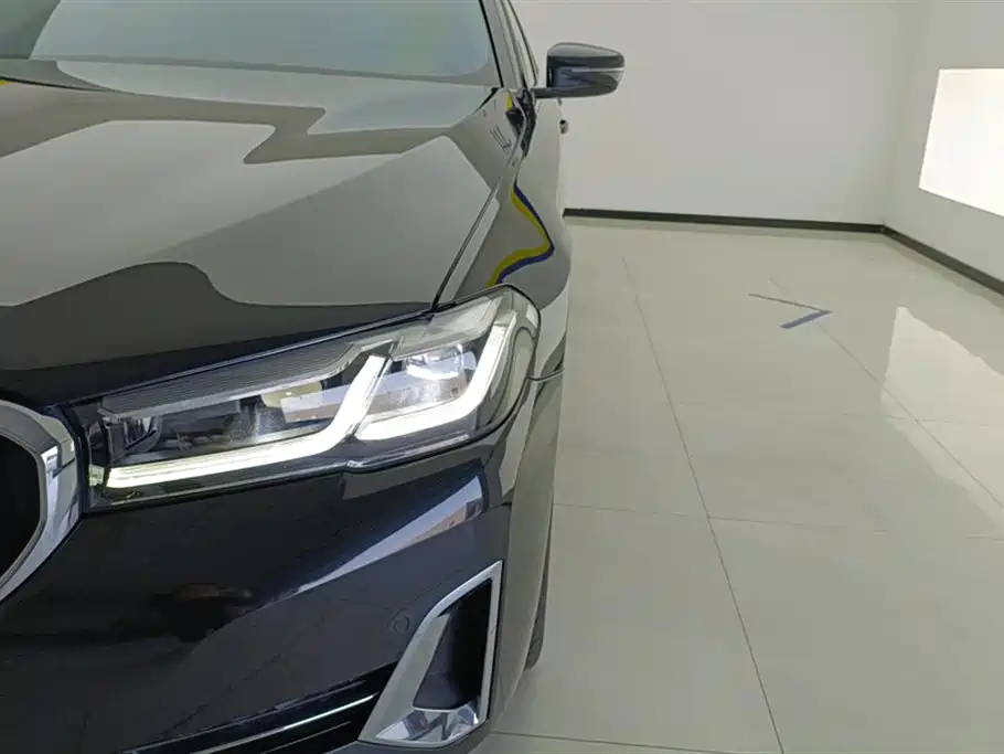 BMW 5 Series 5 2022 525Li Luxury