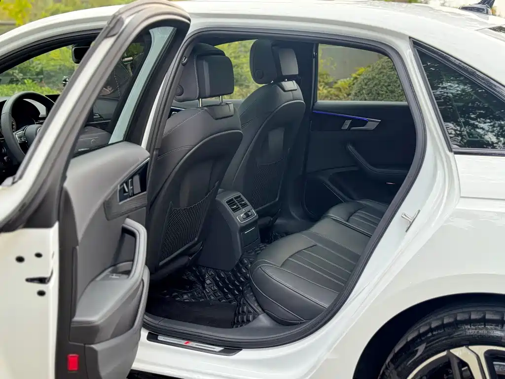 Audi A4L — миниатюра 6