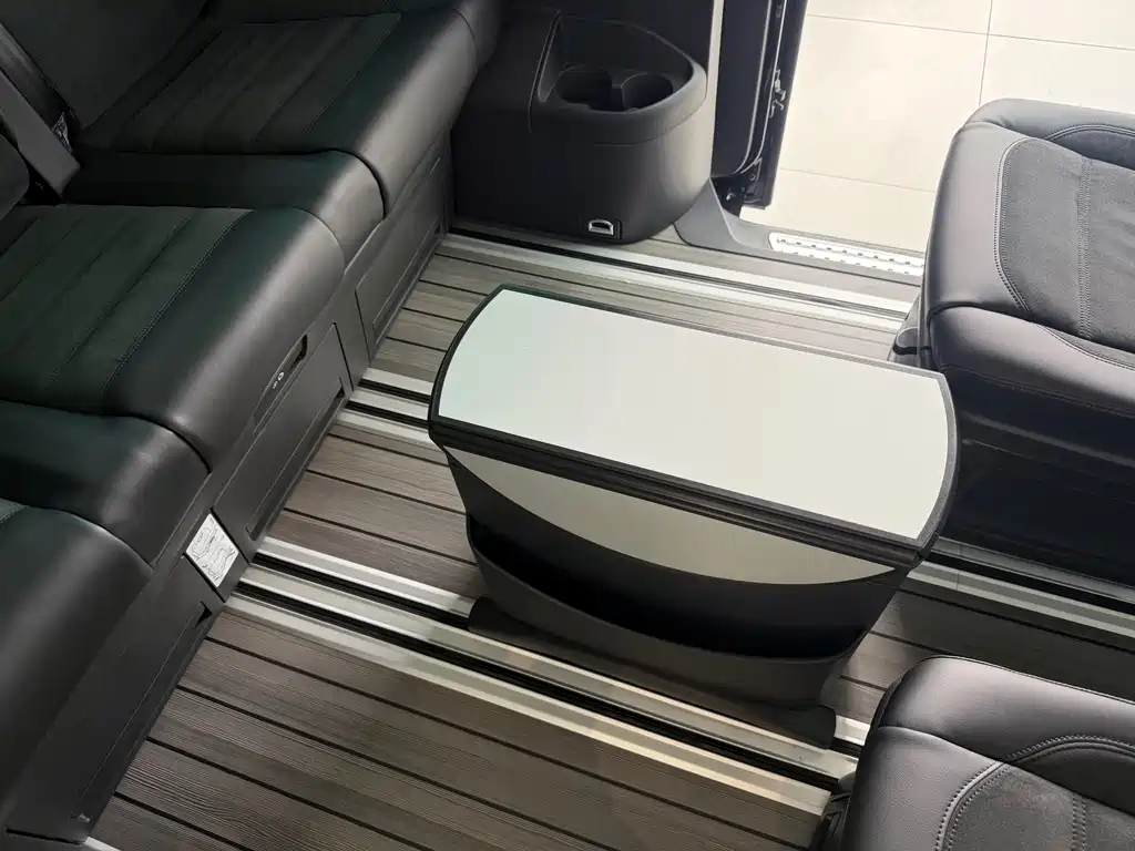 Volkswagen Multivan — миниатюра 16