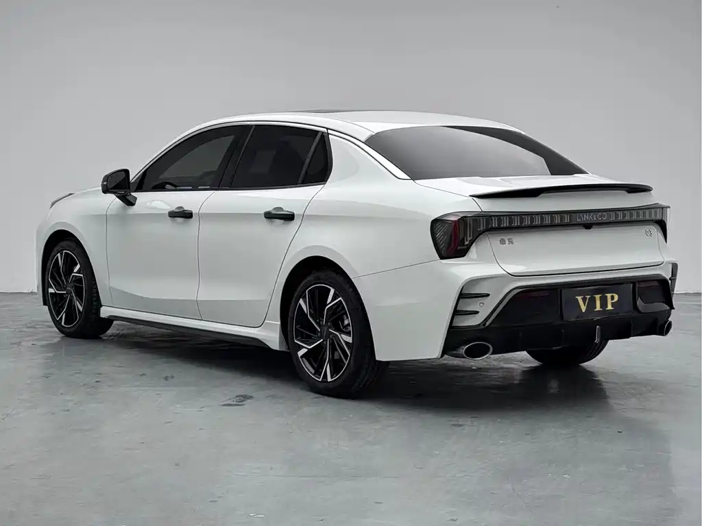Lynk & Co 03 — миниатюра 7