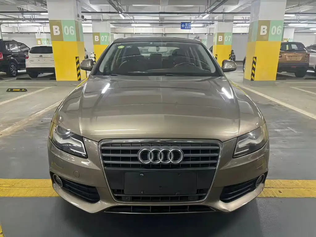 Купить Audi A4L