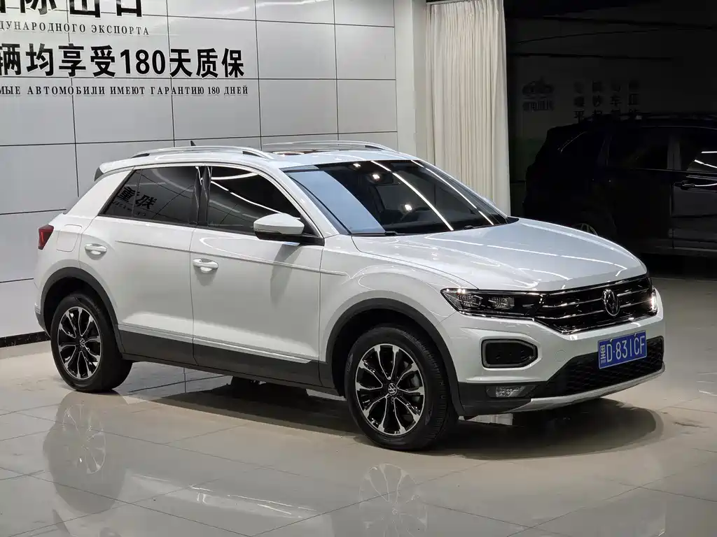Volkswagen T-Roc — миниатюра 3
