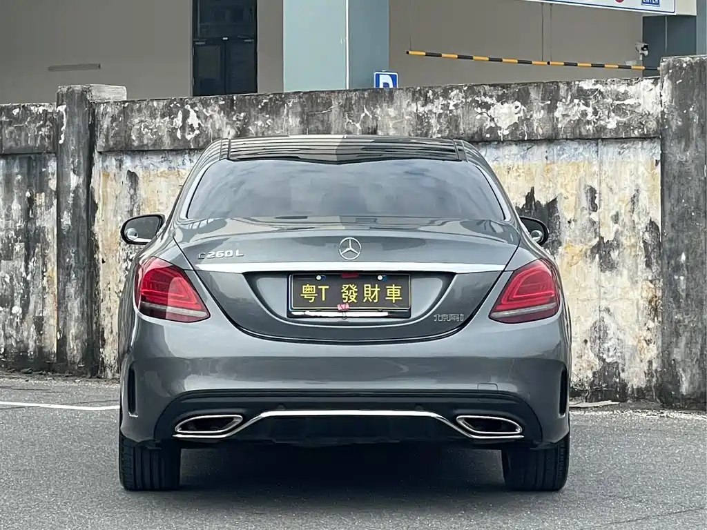 Mercedes-Benz C-Class — миниатюра 8