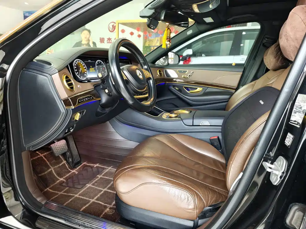 Mercedes-Benz S-Class — миниатюра 8