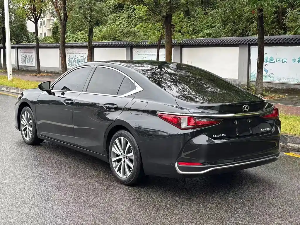 Lexus ES — миниатюра 3