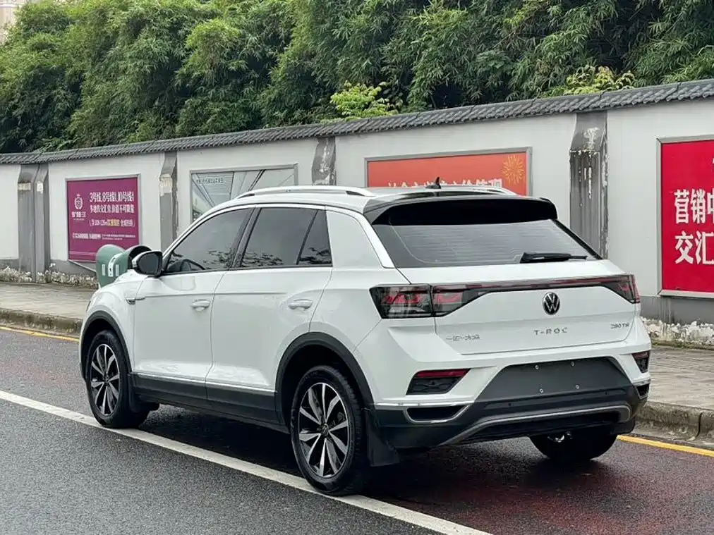 Volkswagen T-Roc — миниатюра 4