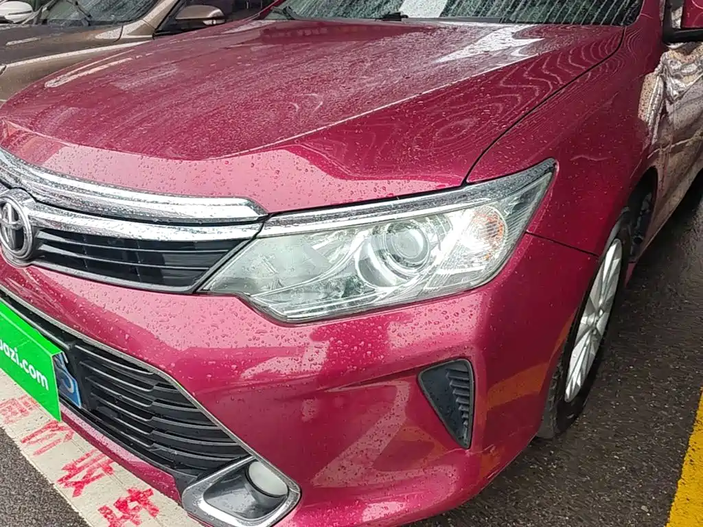 Toyota Camry — миниатюра 24