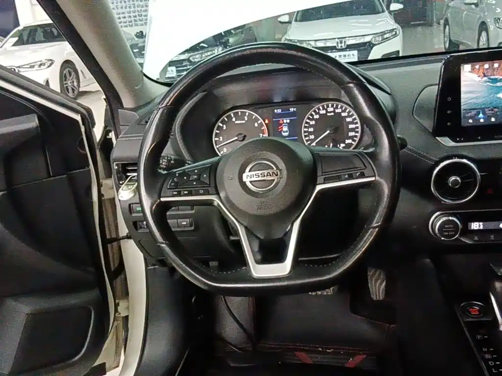 Nissan Sylphy — миниатюра 11