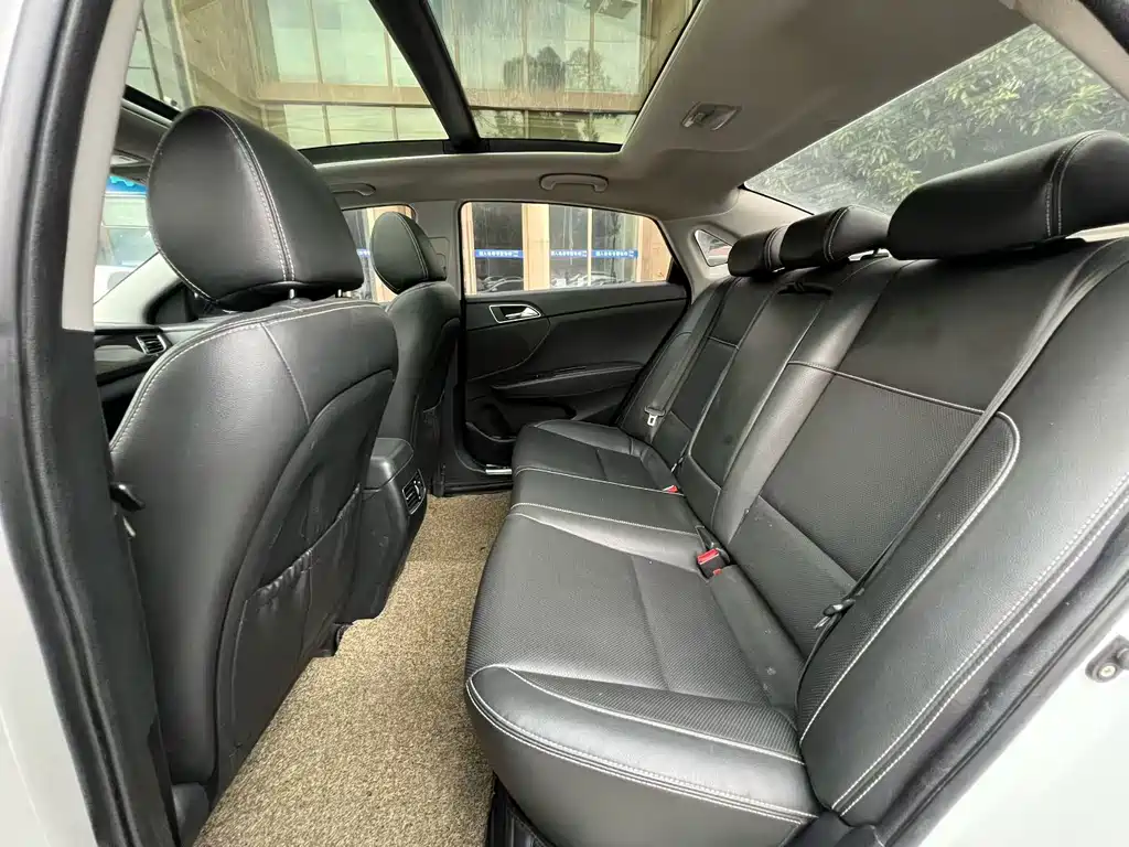 Hyundai Mistra — миниатюра 6
