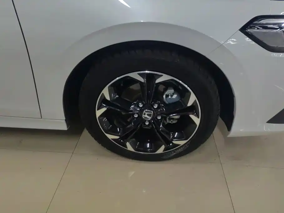 Honda Civic — миниатюра 6