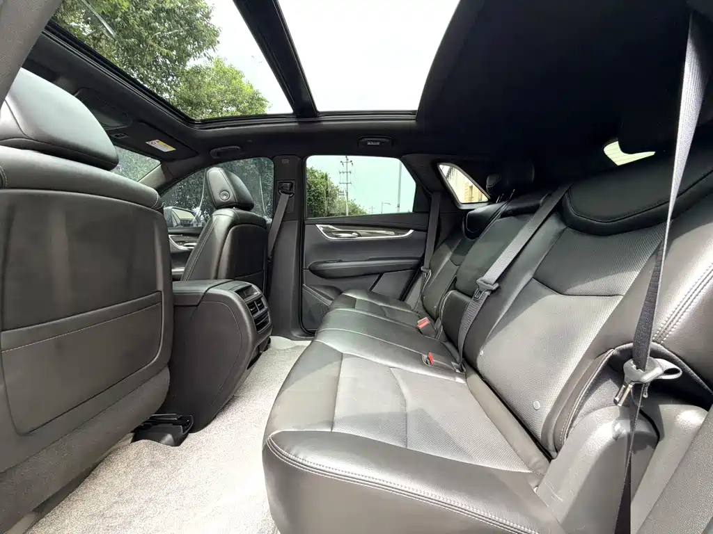 Cadillac XT5 — миниатюра 9