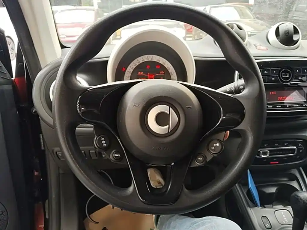 smart Smart Fortwo — миниатюра 11